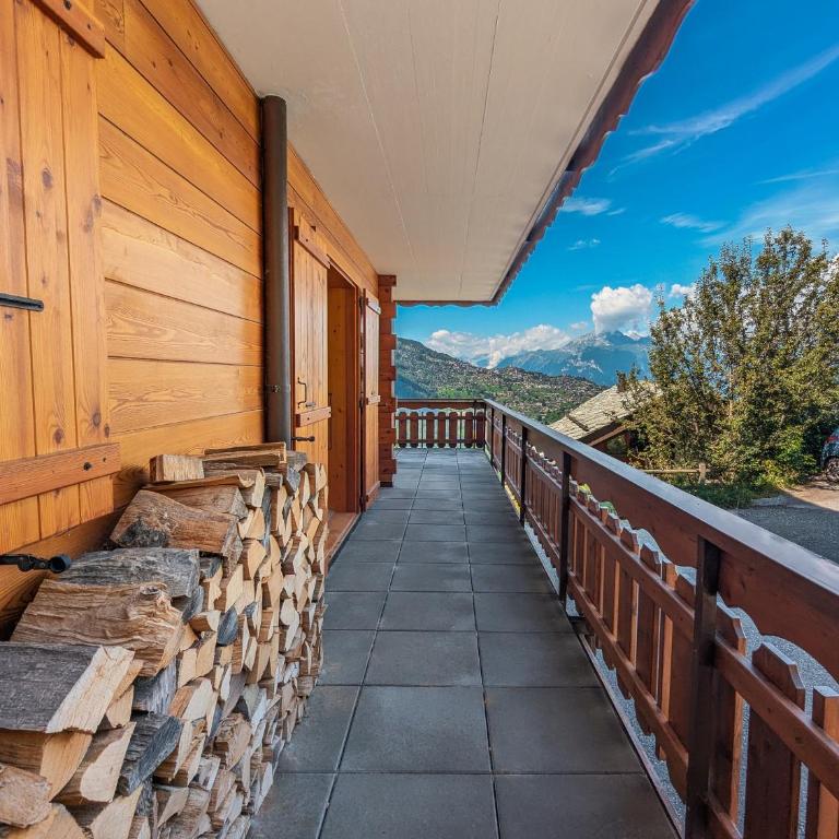 Paisible apt cheminée, terrasse, jardin, vue époustouflante - Apartment mit 3 Schlafzimmern und Bergblick - 37