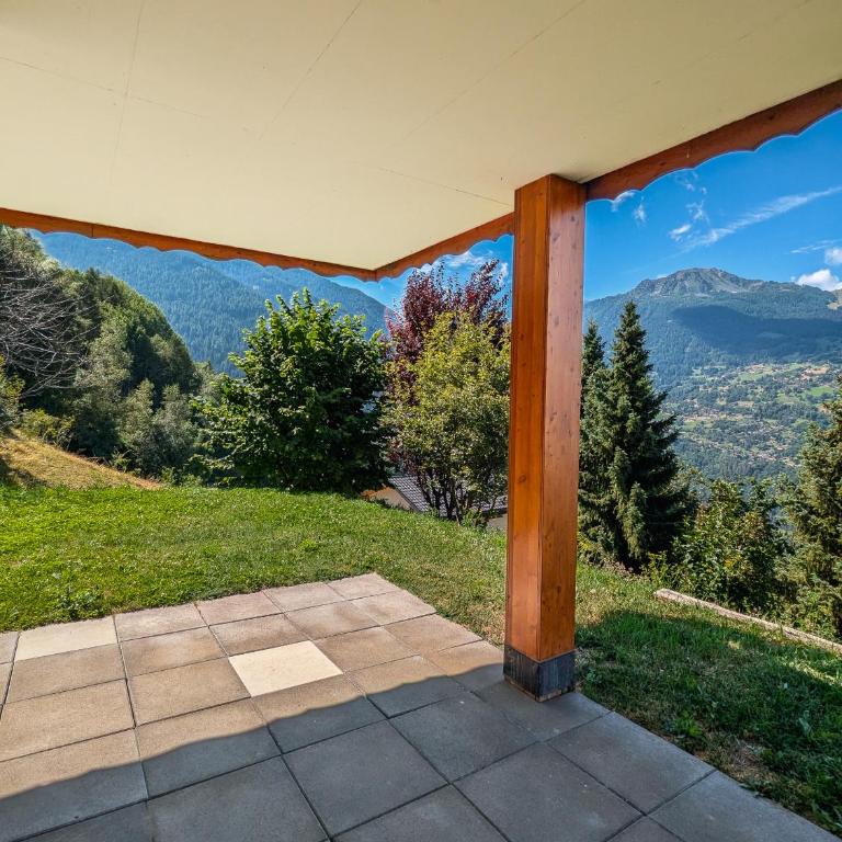 Paisible apt cheminée, terrasse, jardin, vue époustouflante - Apartment mit 3 Schlafzimmern und Bergblick - 41