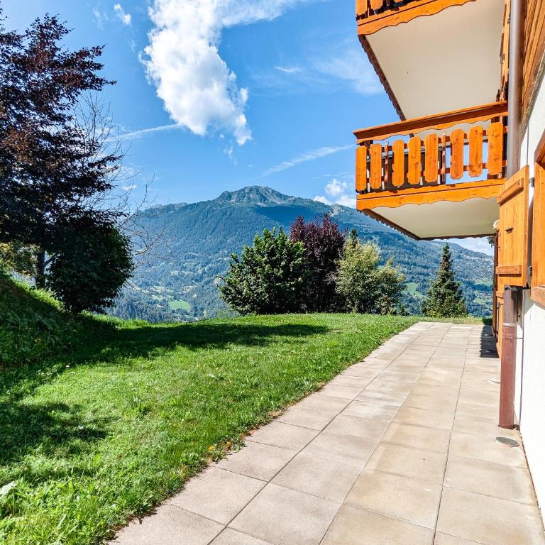 Paisible apt cheminée, terrasse, jardin, vue époustouflante - Apartment mit 3 Schlafzimmern und Bergblick - 43