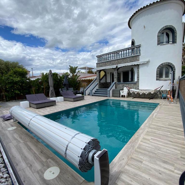 Belle villa avec piscine - Villa - 26