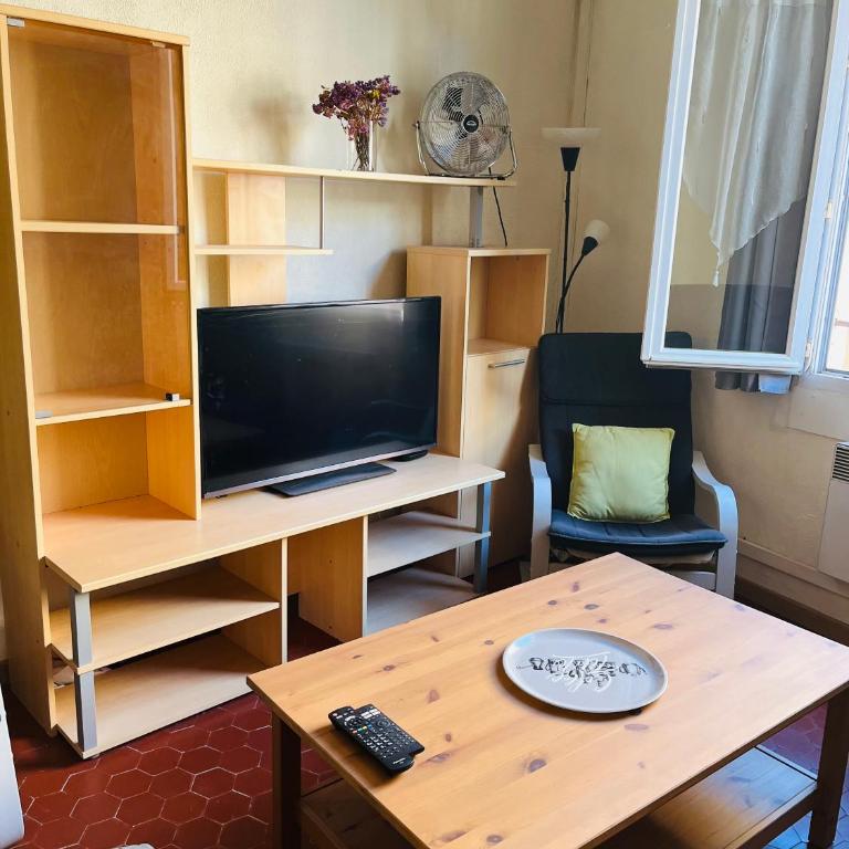 Chez Florence - Appartement T2 d au cœur du centre ville historique - Proche Cardeurs et Mairie - Apartment mit 1 Schlafzimmer - 5