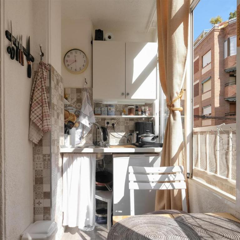 Gorgeous Apartment In Torrevieja - Apartment - 9
