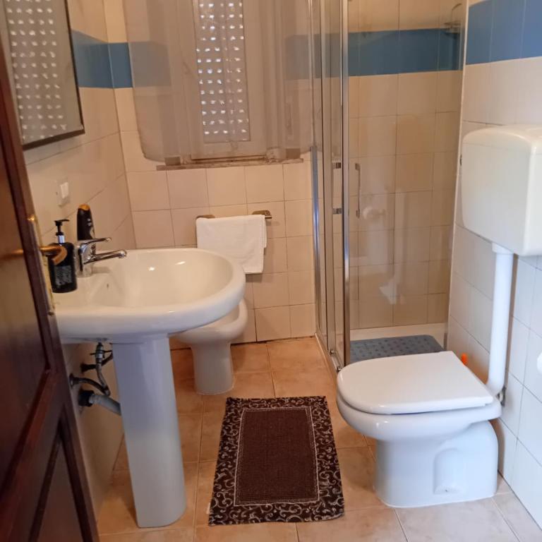 Affittacamere da Liliana - Camera Matrimoniale con Bagno Privato - 2