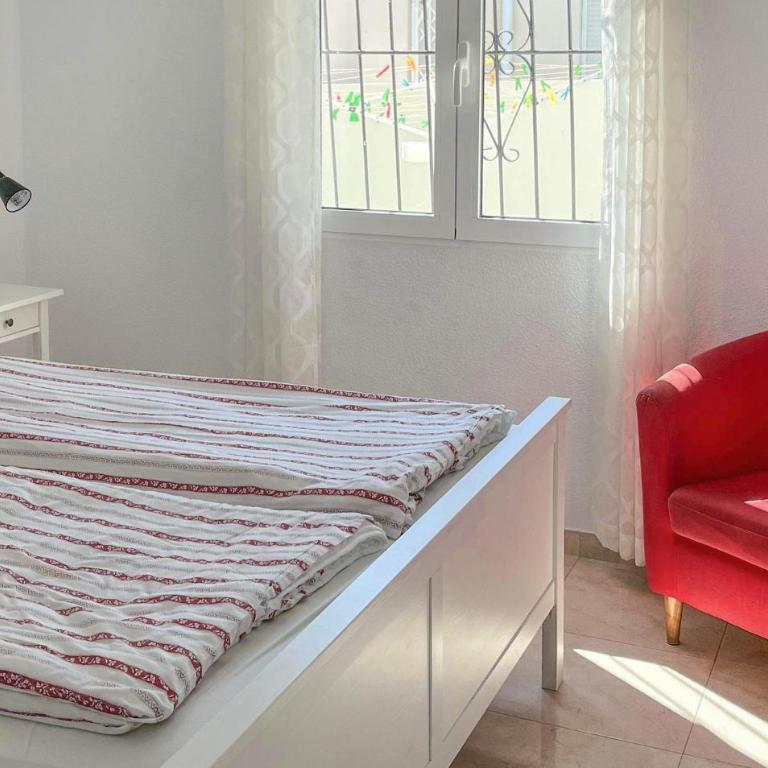 Amazing Home In El Chaparral With Wifi - Casa de 4 dormitorios - 5