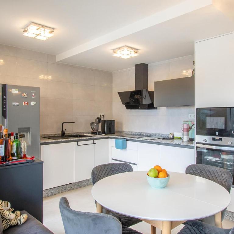 Lovely Home In Cartagena With Kitchen - Casa de vacaciones de 2 dormitorios - 3