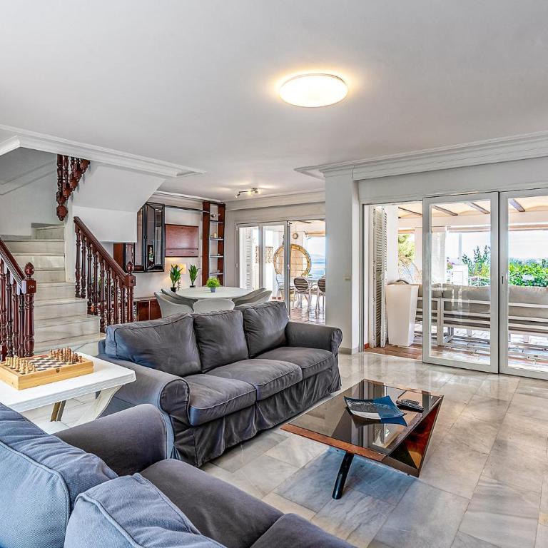 Gorgeous Home In La Herradura - Six-Bedroom Holiday Home - 2