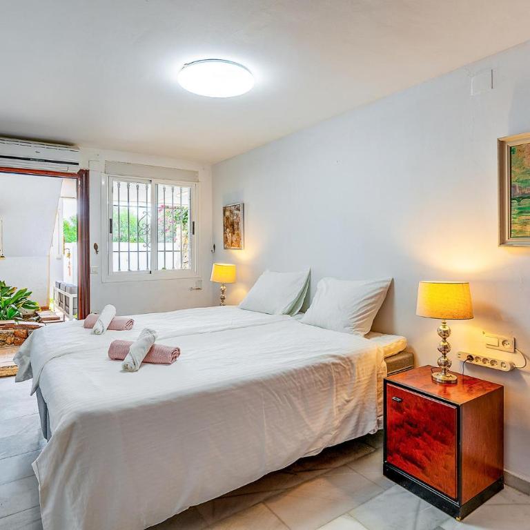Gorgeous Home In La Herradura - Six-Bedroom Holiday Home - 14
