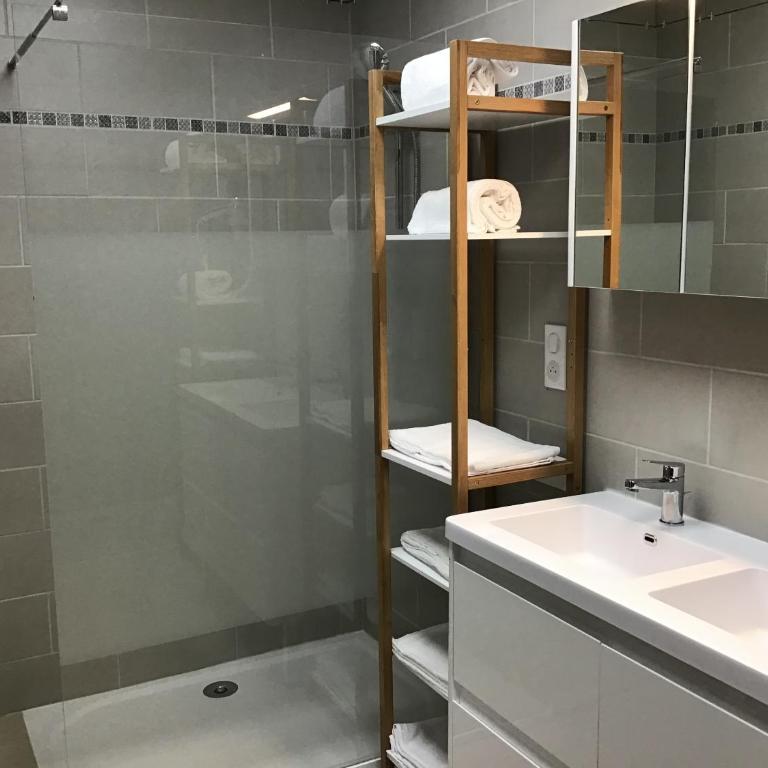 Appartement le Soleil 140 m2 climatisé parking privé proche Sanctuaires - Apartment with Mountain View - 21