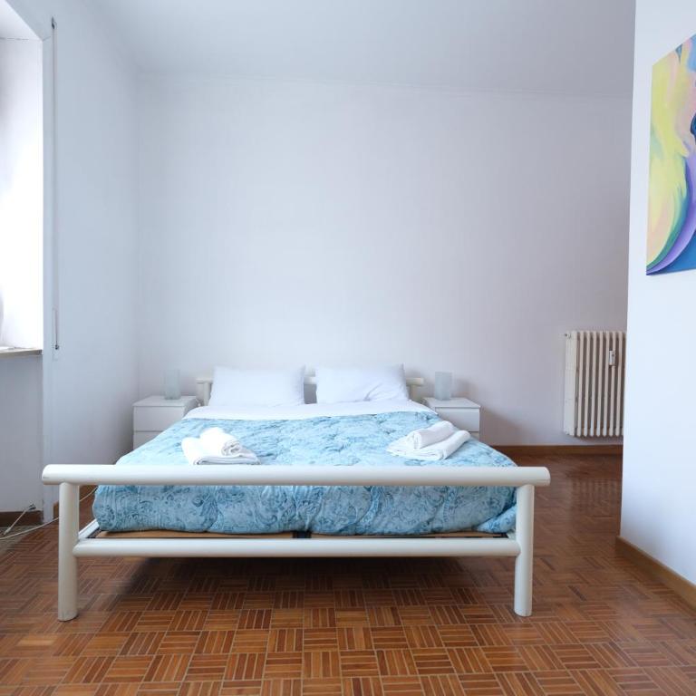 Guest House Piazza Tarquinia - Camera Matrimoniale con Bagno Privato - 3
