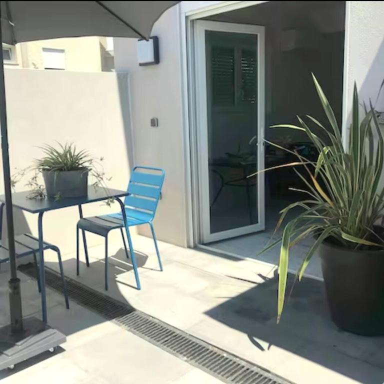 Maison Basalte - Studio with Terrace - 1