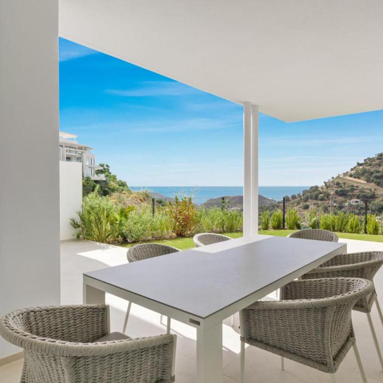 Hillside flat with pool by Costarentals - Ref M49 - Apartamento de 2 dormitorios - 4