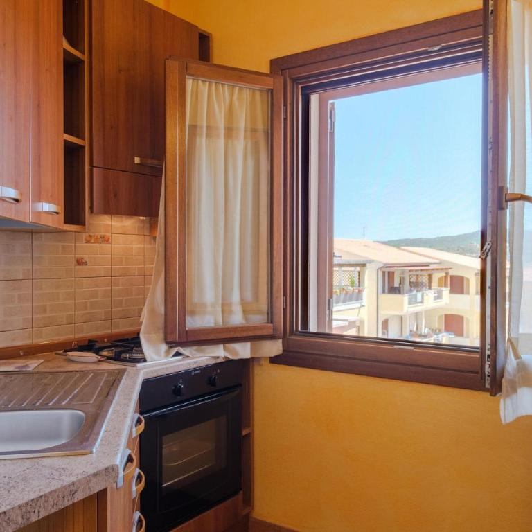 Nice Apartment In Santa Teresa Gallura - One-Bedroom Apartment - 2