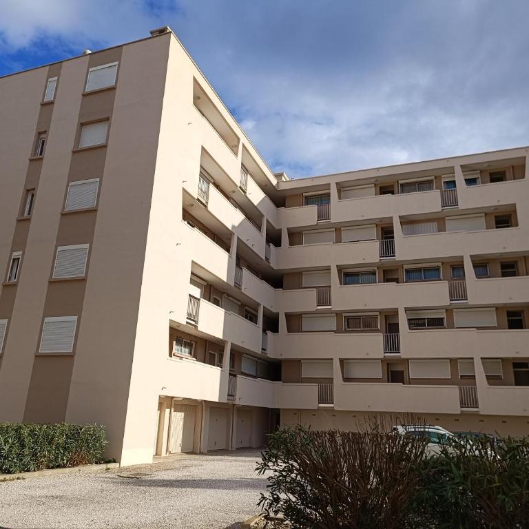Entre le port et le secteur Maillol spacieux T3 tout confort - 6CAL503 - Apartment mit 2 Schlafzimmern - 14