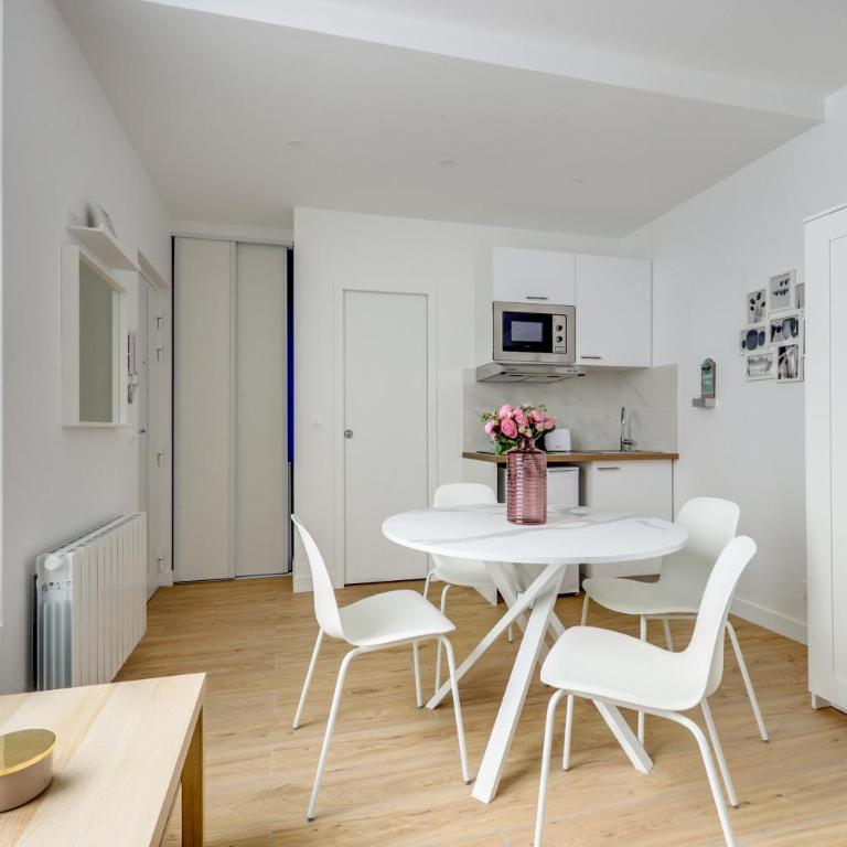 Center of Paris l Fully equipped and Cozy - One-Bedroom Apartment - 6