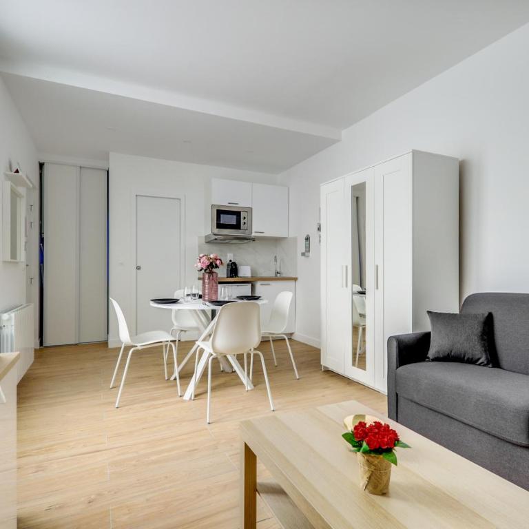 Center of Paris l Fully equipped and Cozy - One-Bedroom Apartment - 1
