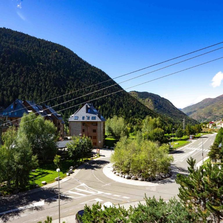 Mow's Snow Lodge - Pie de Pista en Baqueira- Beret - Apartamento de 3 dormitorios con vistas a las montañas - 7