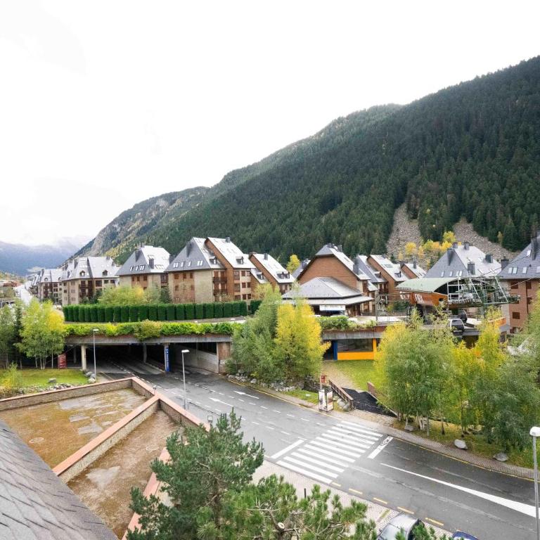 Mow's Snow Lodge - Pie de Pista en Baqueira- Beret - Apartamento de 3 dormitorios con vistas a las montañas - 44
