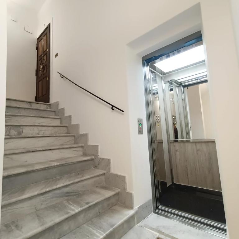 Casa Lucrezia - Appartamento con 2 Camere da Letto e Vista Città - 31