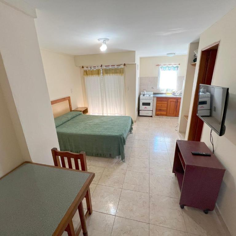 Tony Center IV - Double Room with Balcony - 6