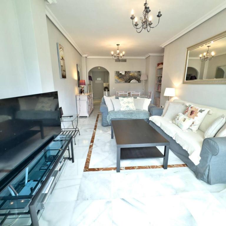 Lor 52A Apartamento Vacacional cerca de Puerto Banús-Playa - Apartamento con terraza - 3