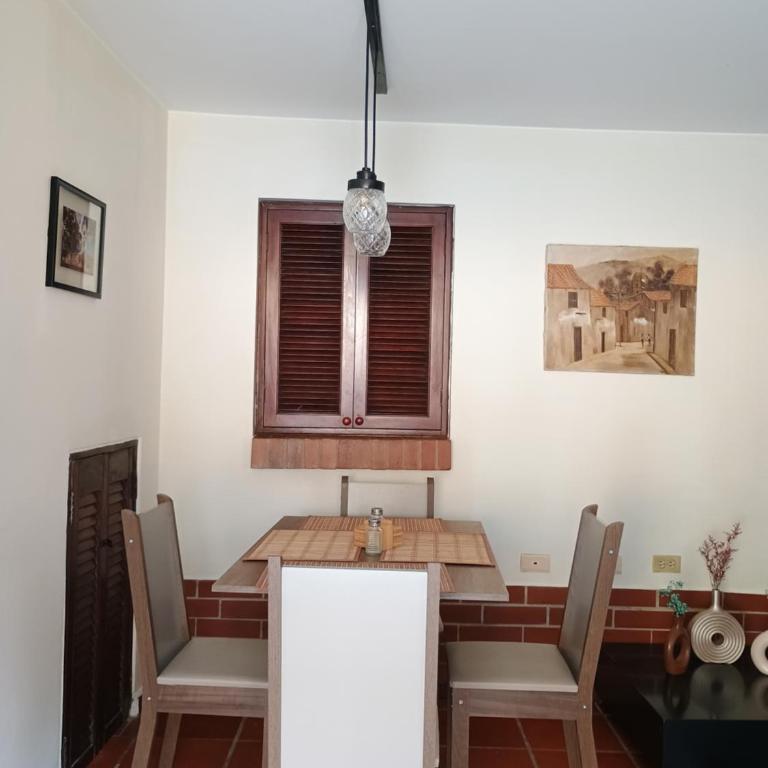Apartamento amplio en el corazón de Usaquén - Two-Bedroom Apartment - 9