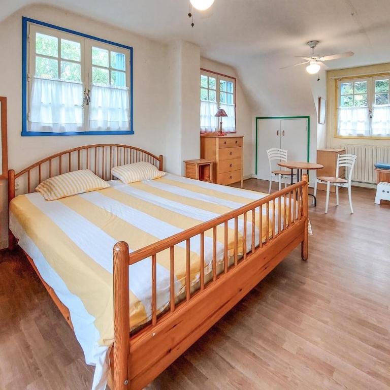 Maison De 4 Chambres Acceptant Les Animaux Domestiques À Quiberon - Maison de Vacances 4 Chambres - 10