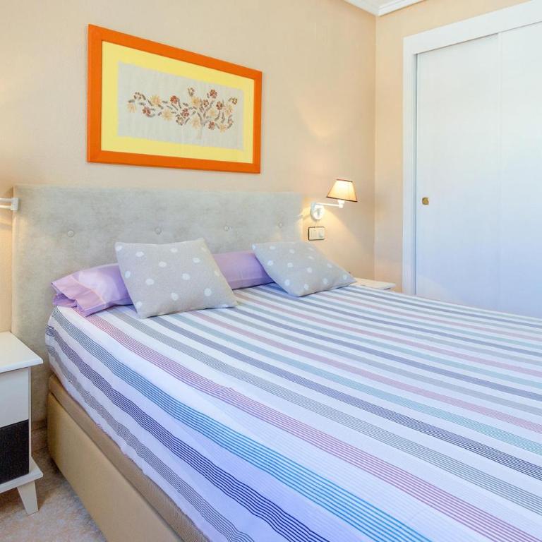 2 Bedroom Lovely Apartment In Torrevieja - Apartamento de 2 dormitorios - 14