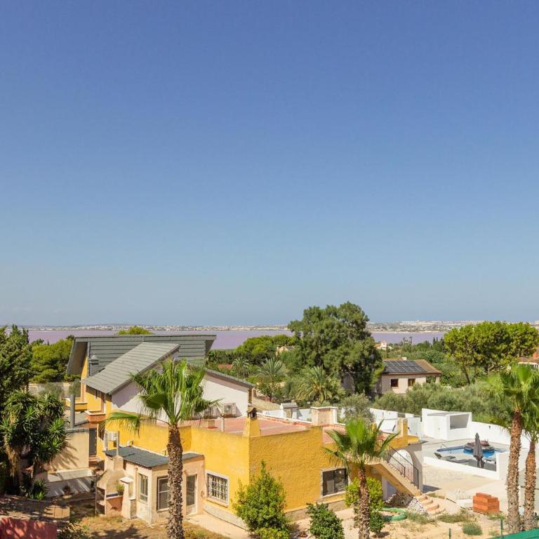 2 Bedroom Lovely Apartment In Torrevieja - Apartamento de 2 dormitorios - 9
