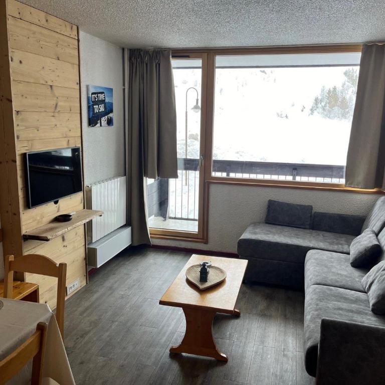 Confortable 2 pièces avec balcon, animaux admis et Wi-Fi - FR-1-502-396 - Apartment - 1