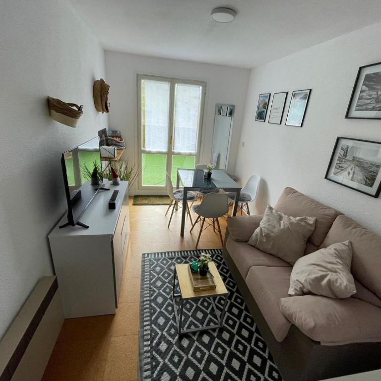 Snow 39 - Two-Bedroom Apartment - 7