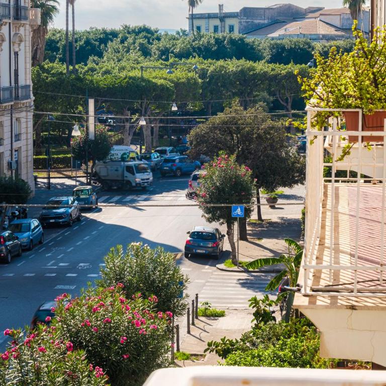 Donna Laura Apartments - Charme Sicilian Living - Appartamento Deluxe con 1 Camera da Letto e Vista Città - 21