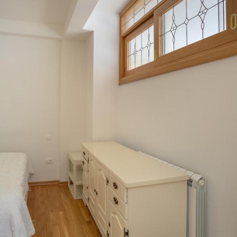 Whispering pines apartment - One-Bedroom Apartment - 25