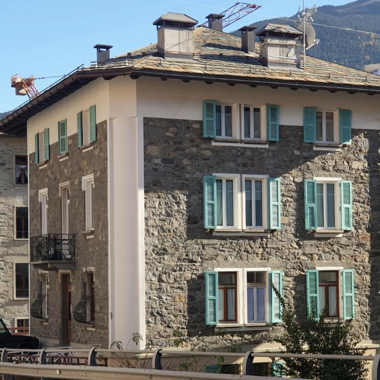 Appartamento 110mq Zona Terme posto auto privato - Appartamento con 2 Camere da Letto e Terrazza - 65