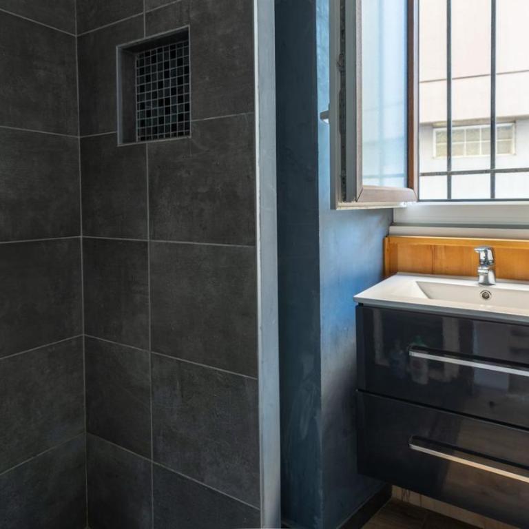 Flat with free Parking - 3 private shower rooms - Proche du Lac d'Annecy by ImmoConciergerie - Three-Bedroom Apartment - 14