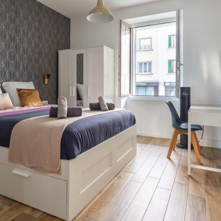 Flat with free Parking - 3 private shower rooms - Proche du Lac d'Annecy by ImmoConciergerie - Three-Bedroom Apartment - 7
