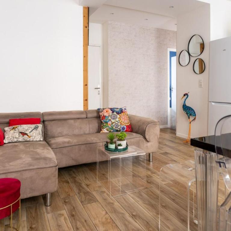 Flat with free Parking - 3 private shower rooms - Proche du Lac d'Annecy by ImmoConciergerie - Three-Bedroom Apartment - 1