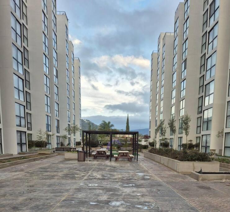 Santa ana 360 Nuevo Depa al sur a 3 min de ciudad Bugambilias - Two-Bedroom Apartment - 17