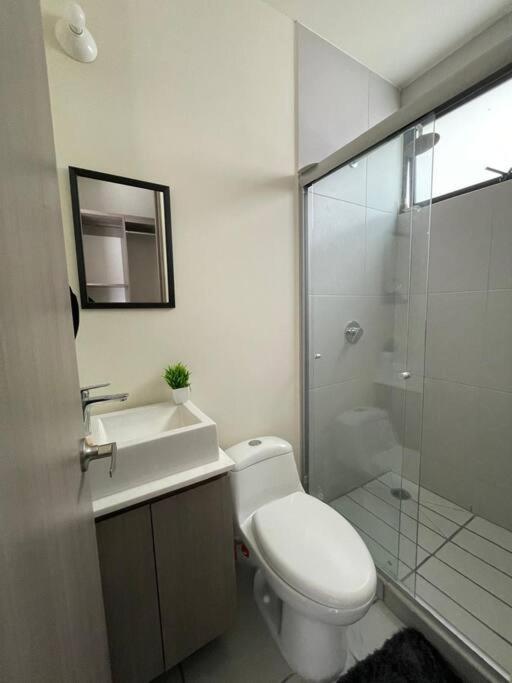 Santa ana 360 Nuevo Depa al sur a 3 min de ciudad Bugambilias - Two-Bedroom Apartment - 39