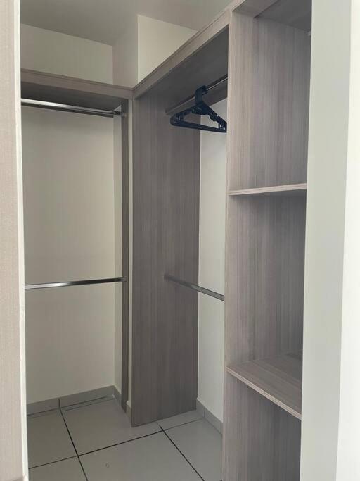 Santa ana 360 Nuevo Depa al sur a 3 min de ciudad Bugambilias - Two-Bedroom Apartment - 41