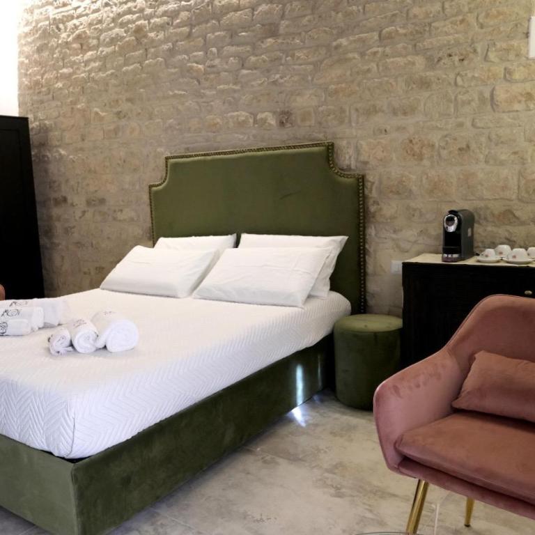 Palazzo Matilde - King Room with Balcony - 26