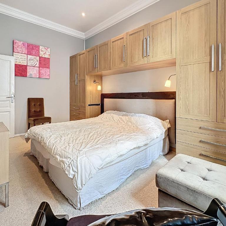 Beautiful 2 bedroom bourgeois style Antibes 333 - Deluxe Apartment mit 2 Schlafzimmern - 12