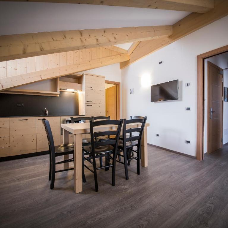 Aparthotel Dolomites Living&Relax - Superior Two-Bedroom Apartment - 2