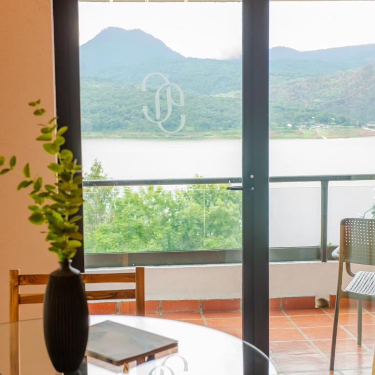Hanna Hotel Boutique - Suite con vistas al lago - 10