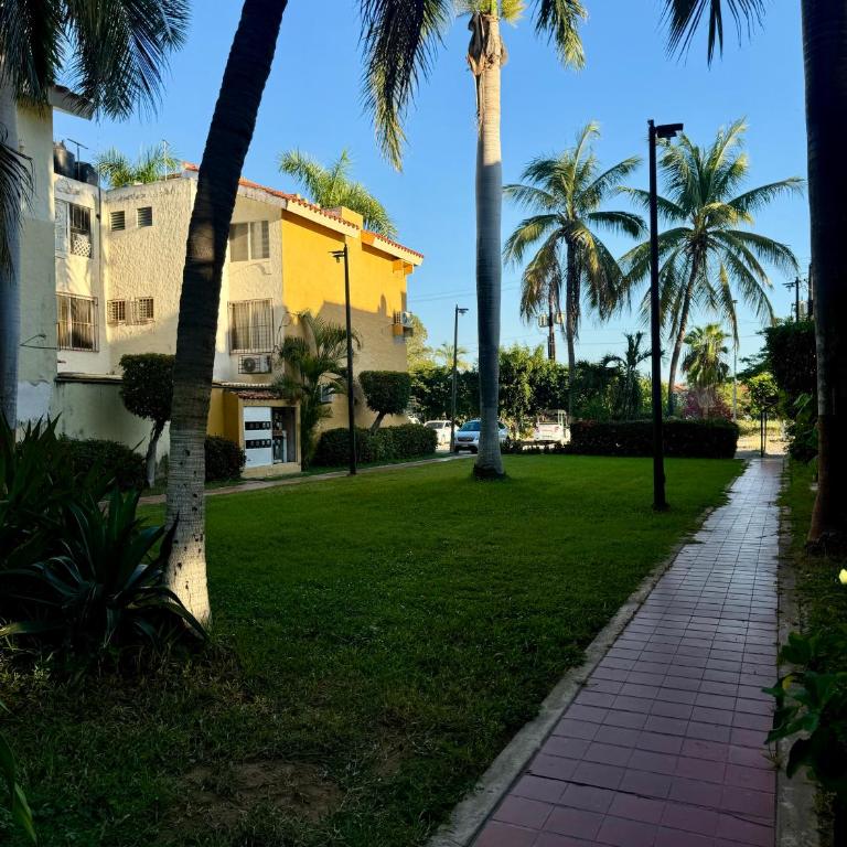 Acogedor departamento cerca de la playa - Two-Bedroom Apartment - 19