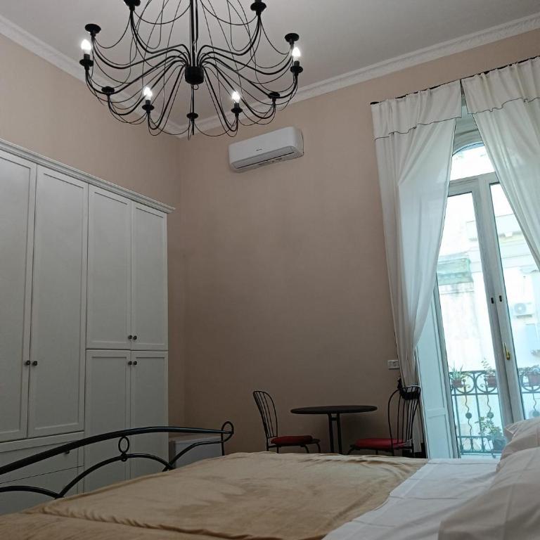 B&b Liberty House - Ampia Camera Matrimoniale - 9