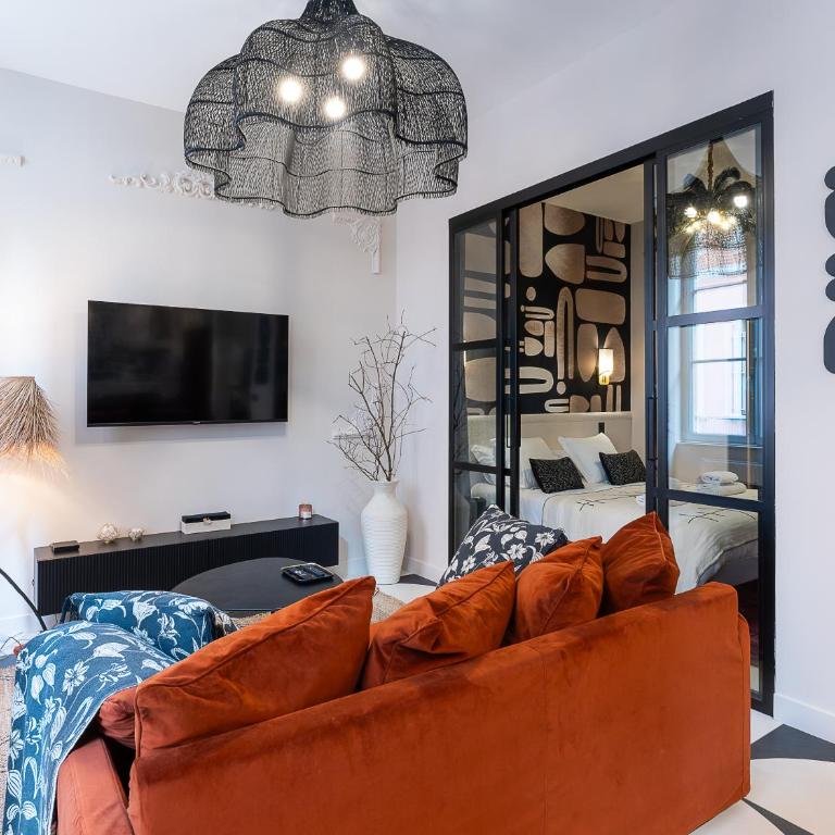 Host Inn Fancy Sūite - Appartement 1 Chambre avec Baignoire Spa - 9