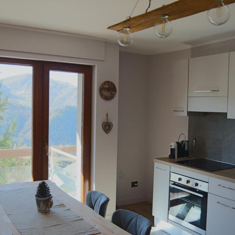 Bilocale I cervi a pochi passi dalle piste con vista Mondolè - Appartamento con Vista Montagna - 11