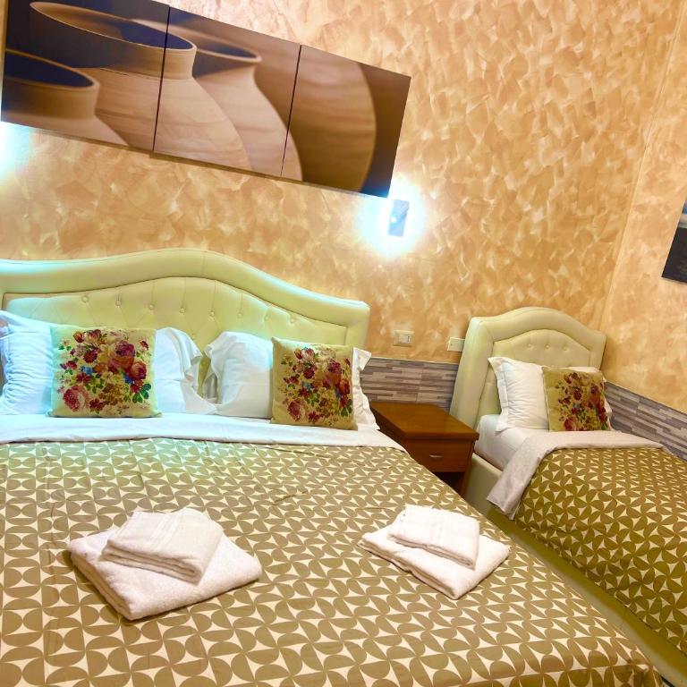 Relax On 2 - Guesthouse - Camera Tripla con Bagno Privato - 4