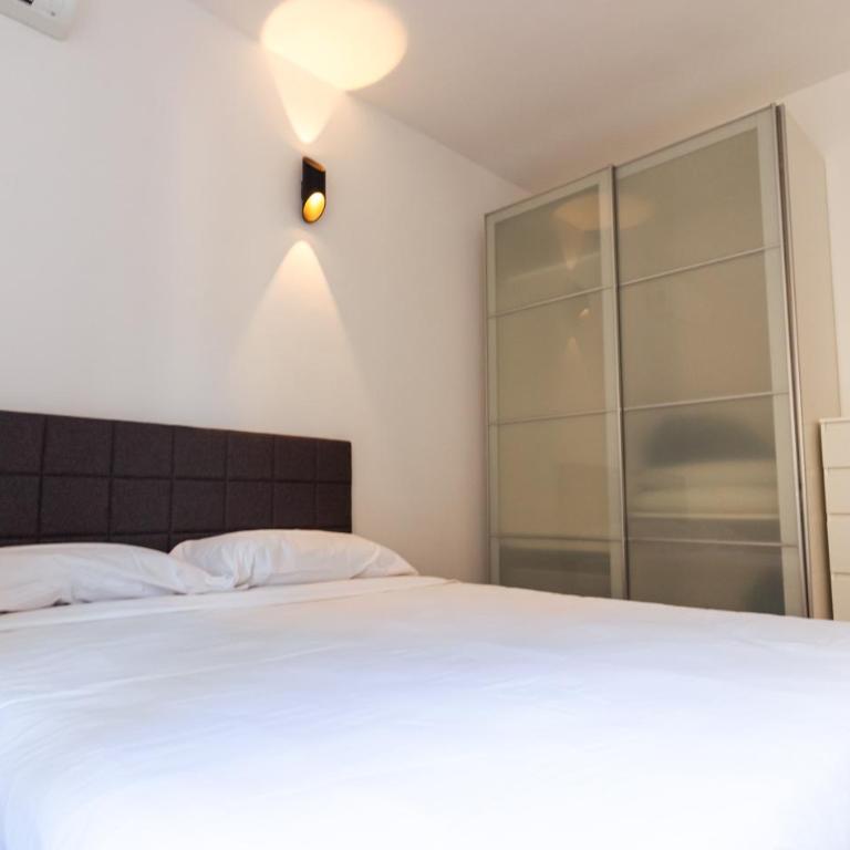 Exclusive apartment - Magritte Style - Appartamento con 2 Camere da Letto - 15