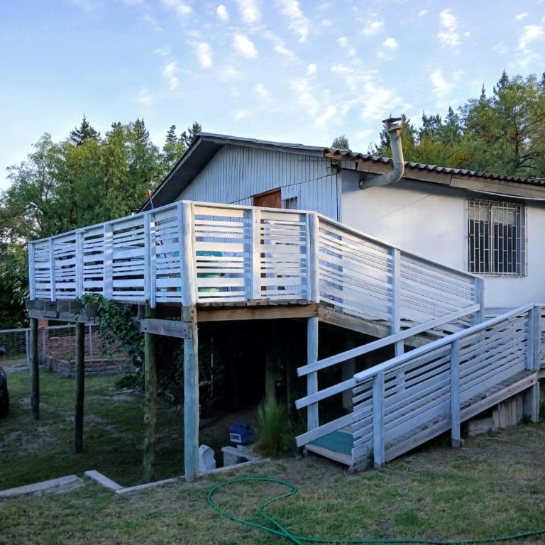 Linda cabaña con salida al Lago Rapel - Four-Bedroom House - 3